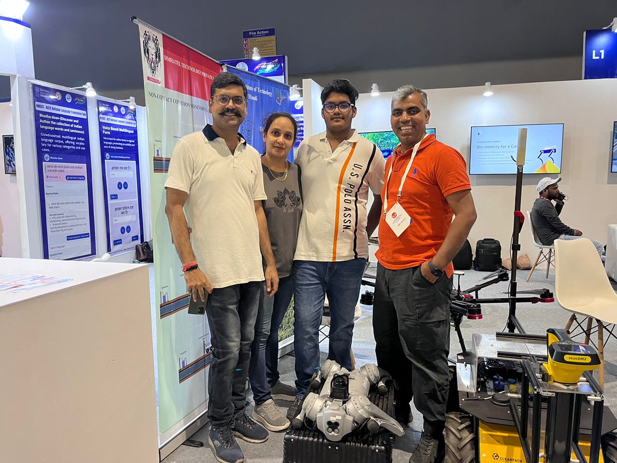 amitegov's tweet photo. Wonderful day with innovators!

Also Amit Shukla met Dr. Amit Shukla! @DrAmit_Sh

He is doing some amazing innovations at IIT Mandi
@prabhaashukla https://t.co/aIntVJyijV