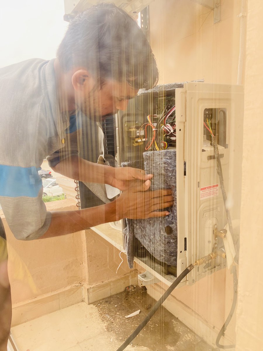 Pathetic Daikin support team
Purchased 6 ACs 
and in 3 months 3 visits for one AC still not working 
Anguished but helpless
Brands are taking us for granted 
<a href="/DaikinIndia/">Daikin India</a>