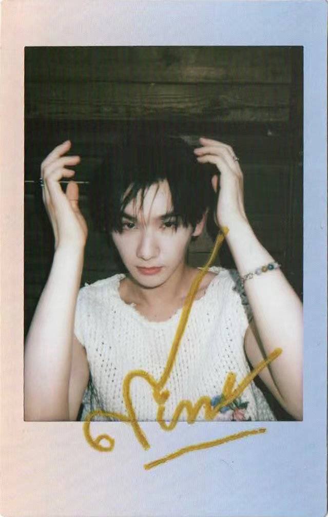 trend4GQCnine's tweet photo. 6 ลุคใหม่ๆ 16หน้าใหญ่ๆจุกๆ ของแถมปั้วๆ
ก็ต้องมีแล้วค่ะแบบนี้ จำนวนจำกัด 5000เล่ม

NNINE SUMMER COVER
#GQCxMrLinkMagazine https://t.co/2K2oxCAZ1o