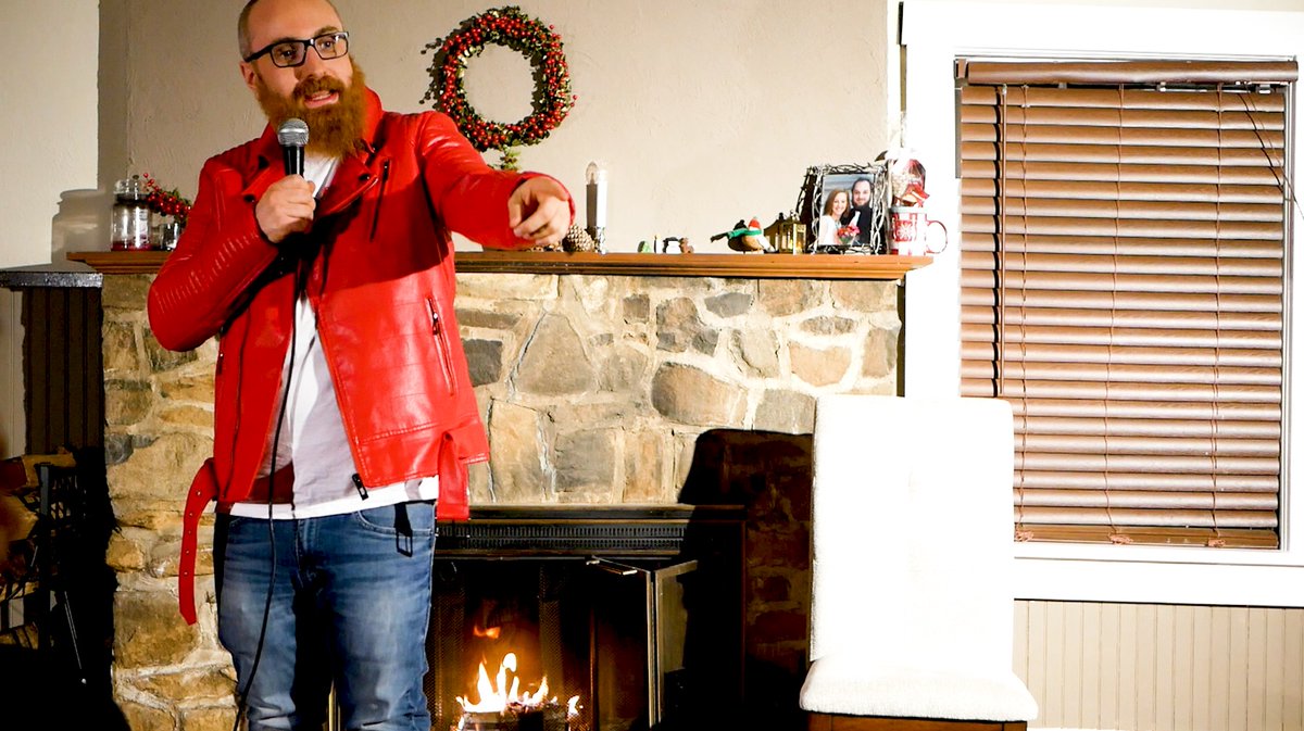 Do you wish Christmas could come more than once a year?

You're not alone. So does US comic Mark Henely (<a href="/markhenely/">BXG DXG</a>). Come see his latest show "An American Christmas" at Hoots.

⏰ 12:15pm
📍<a href="/ApexHotels/">Apex Hotels</a>, Grassmarket, EH1 2HS
🔗 tickets.edfringe.com/whats-on/ameri…

#EdFringe #Fillyerboots