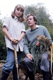 Dr Sian Williams tweet media