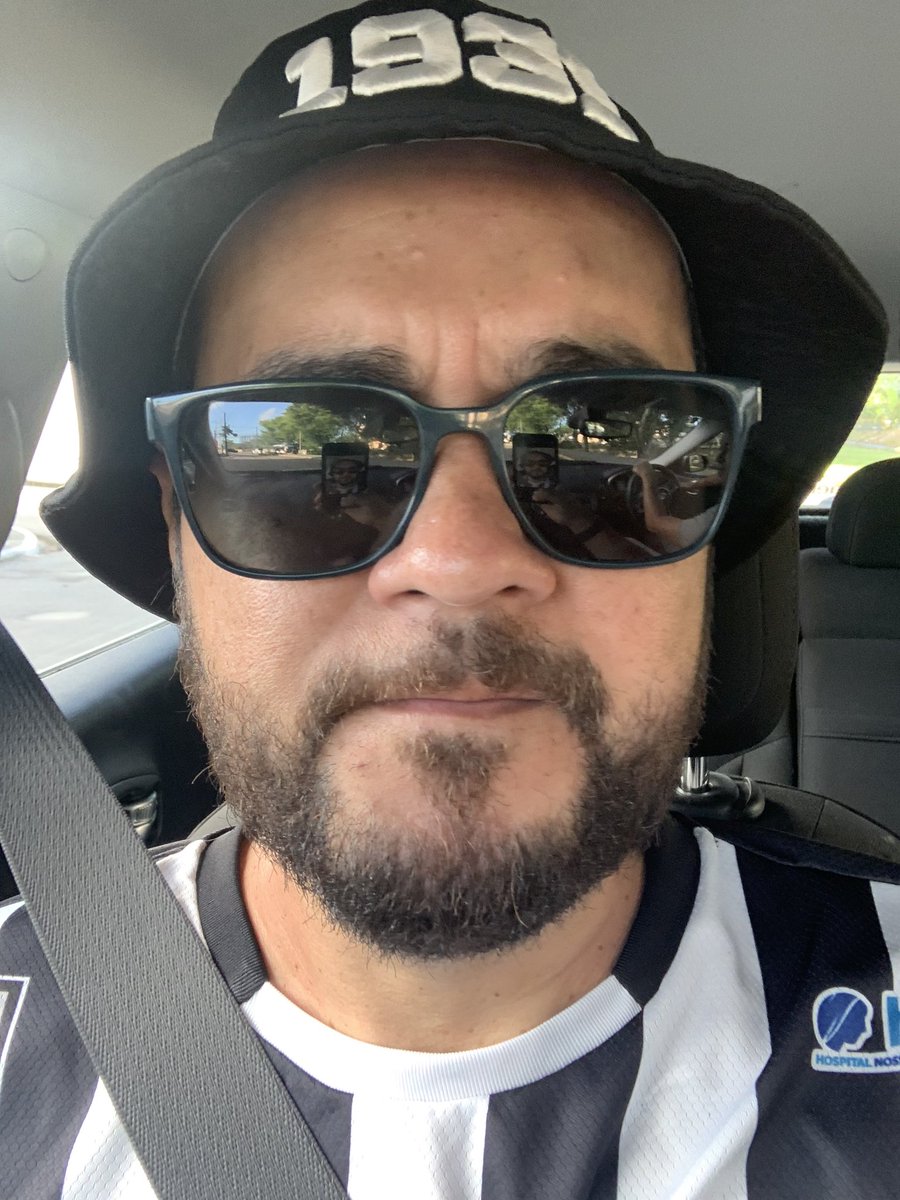 diegollimaa_pb's tweet photo. Partiu João Pessoa. Eu, Seu Valdir (a máquina) e Belo escutando o @PodBotafogo #tudoébelo #caramelos https://t.co/tNOXkafxVg