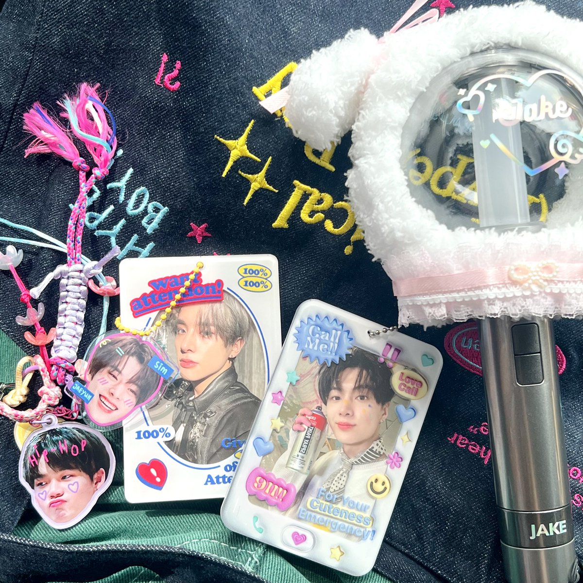 ikeuzs's tweet photo. ꒰ #ikeurchive ꒱ manifesting fate tour ke indo ya. 😓 https://t.co/fdNZeR9ja3