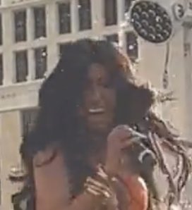 Arielle03x's tweet photo. @crdisdior @PopBase honestly.. as she should tho shes there to do her job not be disrespected what would go through you head to just throw a drink at someone and expect them to laugh or find it funny? just cud its a celebrity  i know theres barbs in the comment section saying " nicki would never "🙄 https://t.co/R8FO9DjLZc