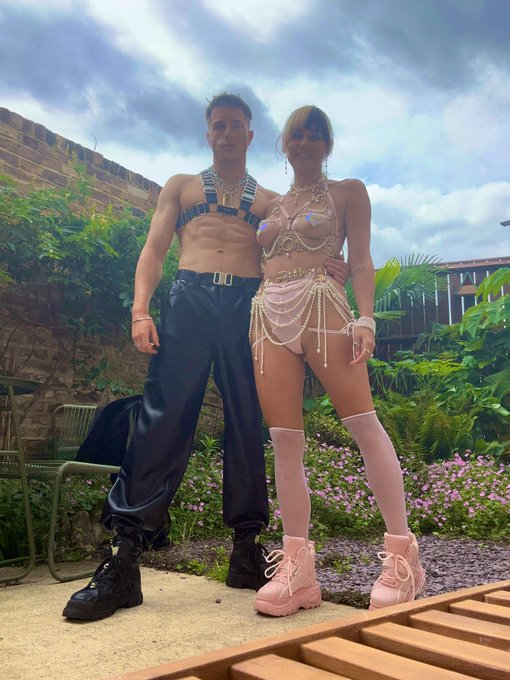 Kinky Barbie and Ken 😈 https://t.co/9ffiNcUZDM