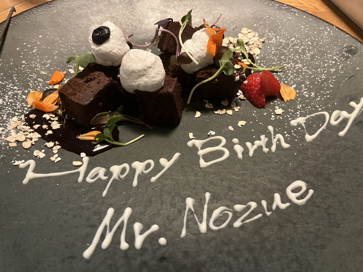 y_nozu's tweet photo. 昨日の料理で海外を巡る会の写真です

オーストラリア料理はめちゃくちゃ美味しかったですね。そして、まさかのサプライズで誕生日を祝って頂き、有難い限りです https://t.co/vo4LdSrg2H