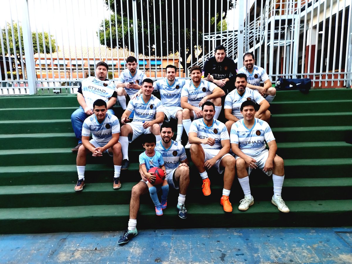 cityexacic's tweet photo. A Semifinales
En un duro encuentro @cityexacic
Ganó 4 a 3 a Vodka Juniors logrando vencer en ambos encuentros por los cuartos de finales.
Resultado anterior: 6 a 3
#cityexa
#cityexacic
#Exacic
#20AñosdelExa
#20AñosJugandoJuntos
#TorneoAperura2023
HOMENAJE A DARIO HERRERA https://t.co/R0QlK2iCDH