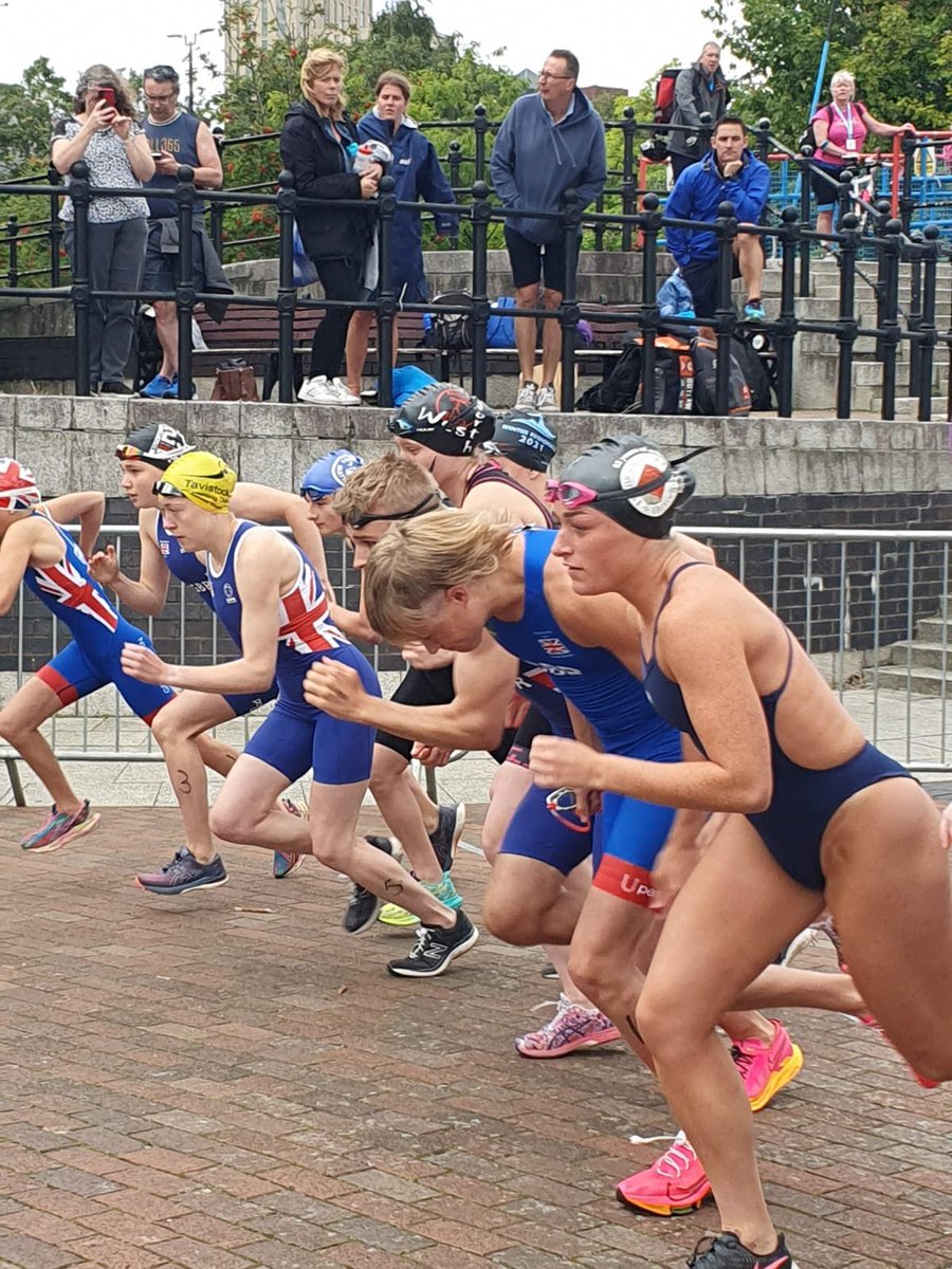NWBiathleHub's tweet photo. Super proud of our Hubbers today!! Oonagh 🥇 Annabel 9th
Jaz 1st Pop 9th Ella 11th
@gordonjbally 4th
Richard 2nd Neil 3rd
Meg 3rd Zee 7th
Nat 5th
Billie Tegz & Emily too!! 🏃🏾♂️🏊🏽♀️🏃🏾♂️ https://t.co/fz8x8RmM7M
