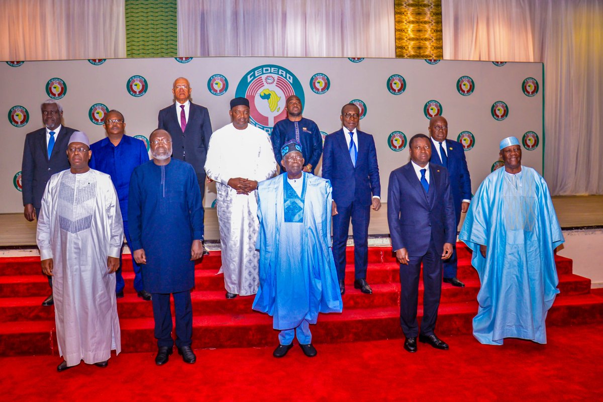 ecowas_cedeao's tweet photo. Final communique - Fifty First Extraordinary Summit of the ECOWAS Authority of Heads of State and Government on the political situation in Niger...https://t.co/5gJTPi1CIc https://t.co/a3ybDMYCWo