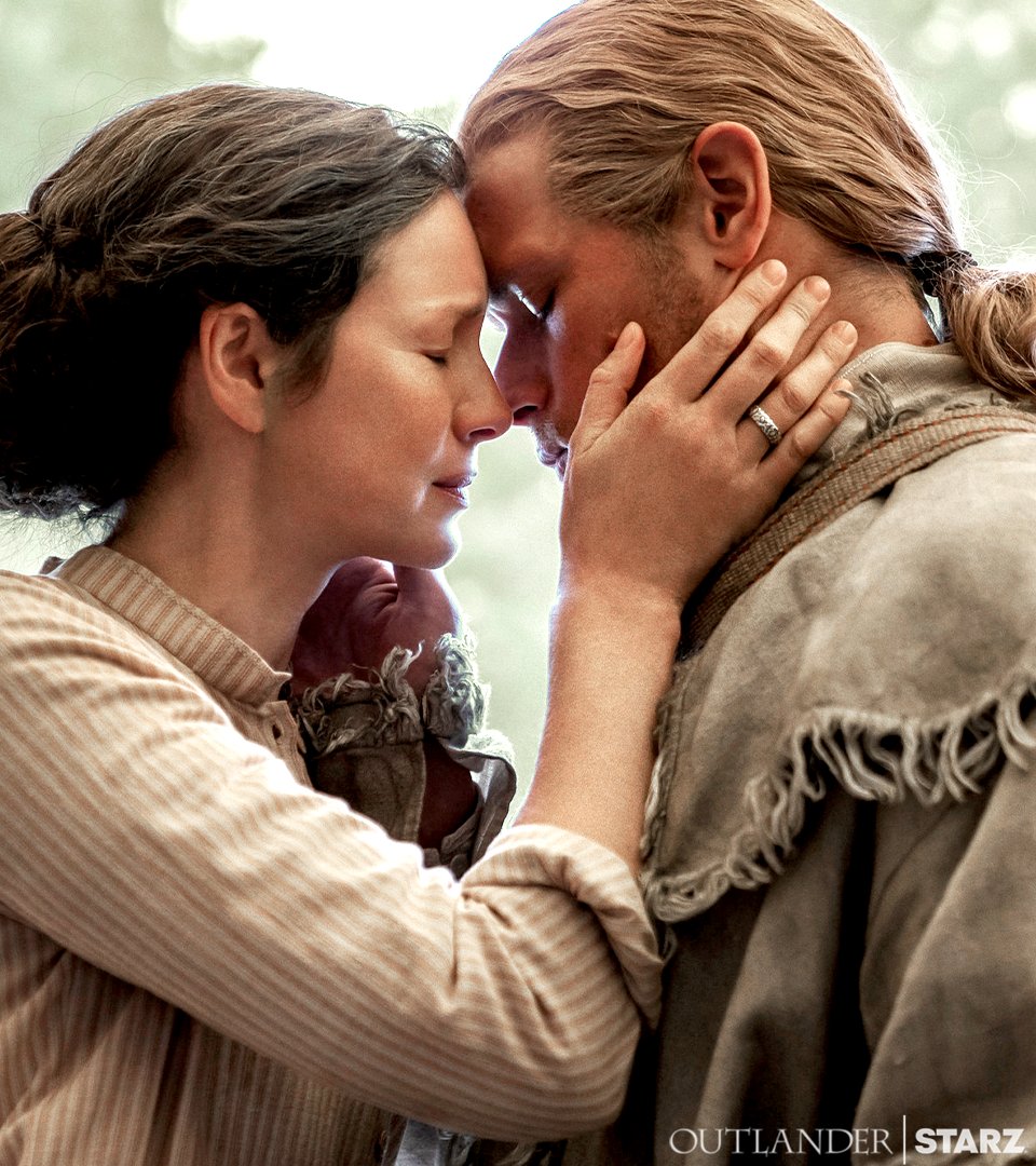 STARZ's tweet photo. Season 2 --> Season 7

📺: #Outlander https://t.co/a5NixLStFD