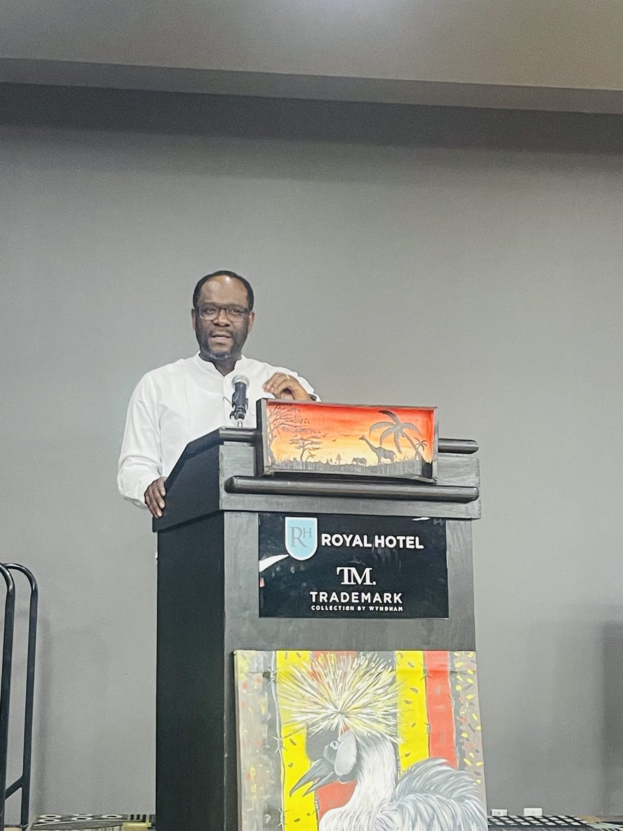 UnitedBlackPepo's tweet photo. 🖤❤️💝1/4:Our Beloved Brother Honorable @KayceeMaduYEG is & will remain that Albertan Black Leader who has changed lives of so many Albertan & Canadian Blacks via his multidimensional & transformational advocacy & leadership based actions.#UBPC #Yeg #AB #Alberta #Abpoli #Cdnpoli https://t.co/3yb0BCopLE