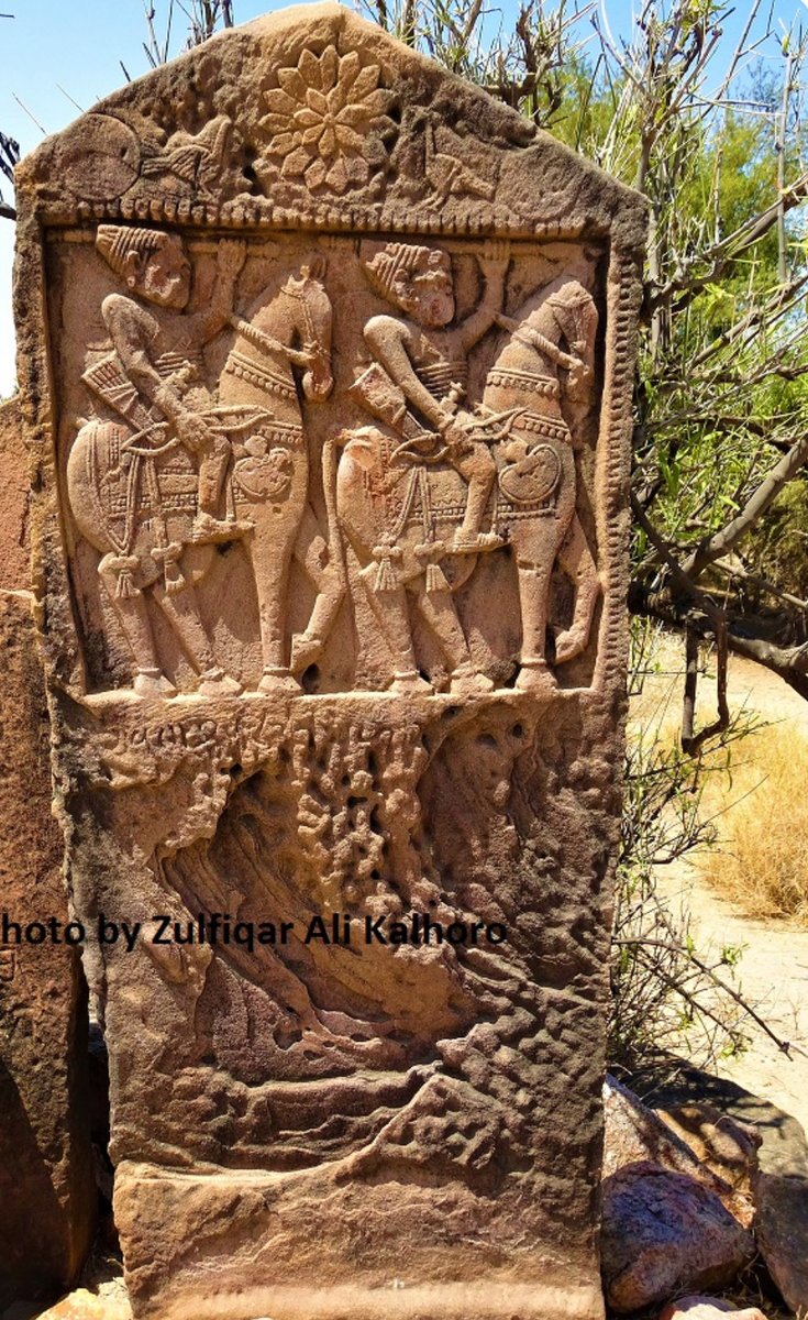 Kalhorozulfiqar's tweet photo. A memorial stone of #Seendhal #Rajputs in #Nagarparkar taluka https://t.co/El41EgrzA3