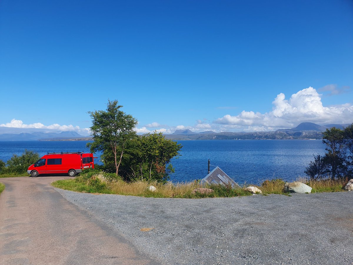 derMischo tweet media