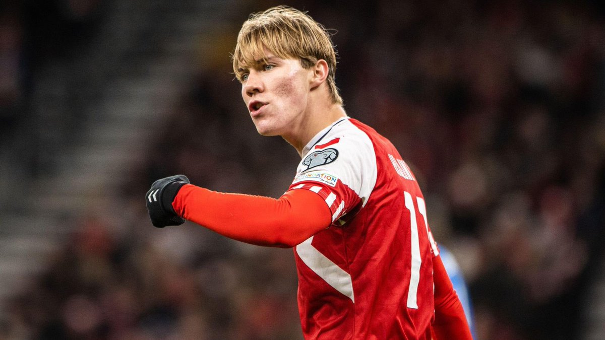 centredevils's tweet photo. 🚨🚨🎙️| Thomas Frank (Brentford coach) : “I don’t know Rasmus Højlund personally. But as a Dane, i hope he does well at #mufc.” https://t.co/HtEHaOfzDK