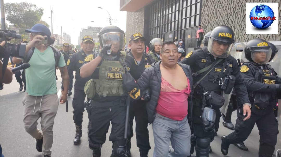 🌎#MundoTuit #30Jul 🇵🇪#Perú Arrestan a cerca de 100 personas que participaron este #28Julio y #29Julio en protestas contra el Gobierno de Dina Boluarte. Representantes legales de los detenidos denuncian carácter arbitrario de las detenciones. #VenezuelaTierraProductiva