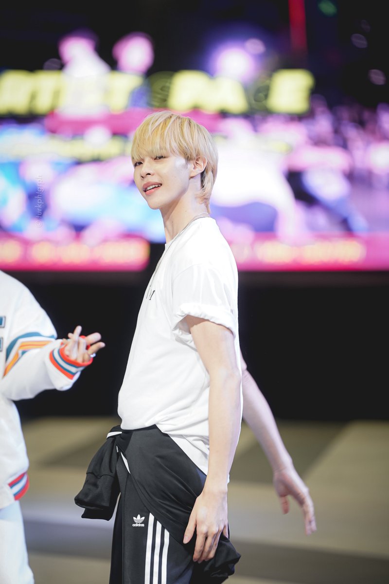 turkndn's tweet image. 20230730 | คิดถึงอยู่ละ ! 
@oppopp_wpp 

#Dancespace #KNIVERSE
#gravitymotion #MBK 
#DancespacexMBK 
#DancespacexTHE7
#THE7 #THE7_th