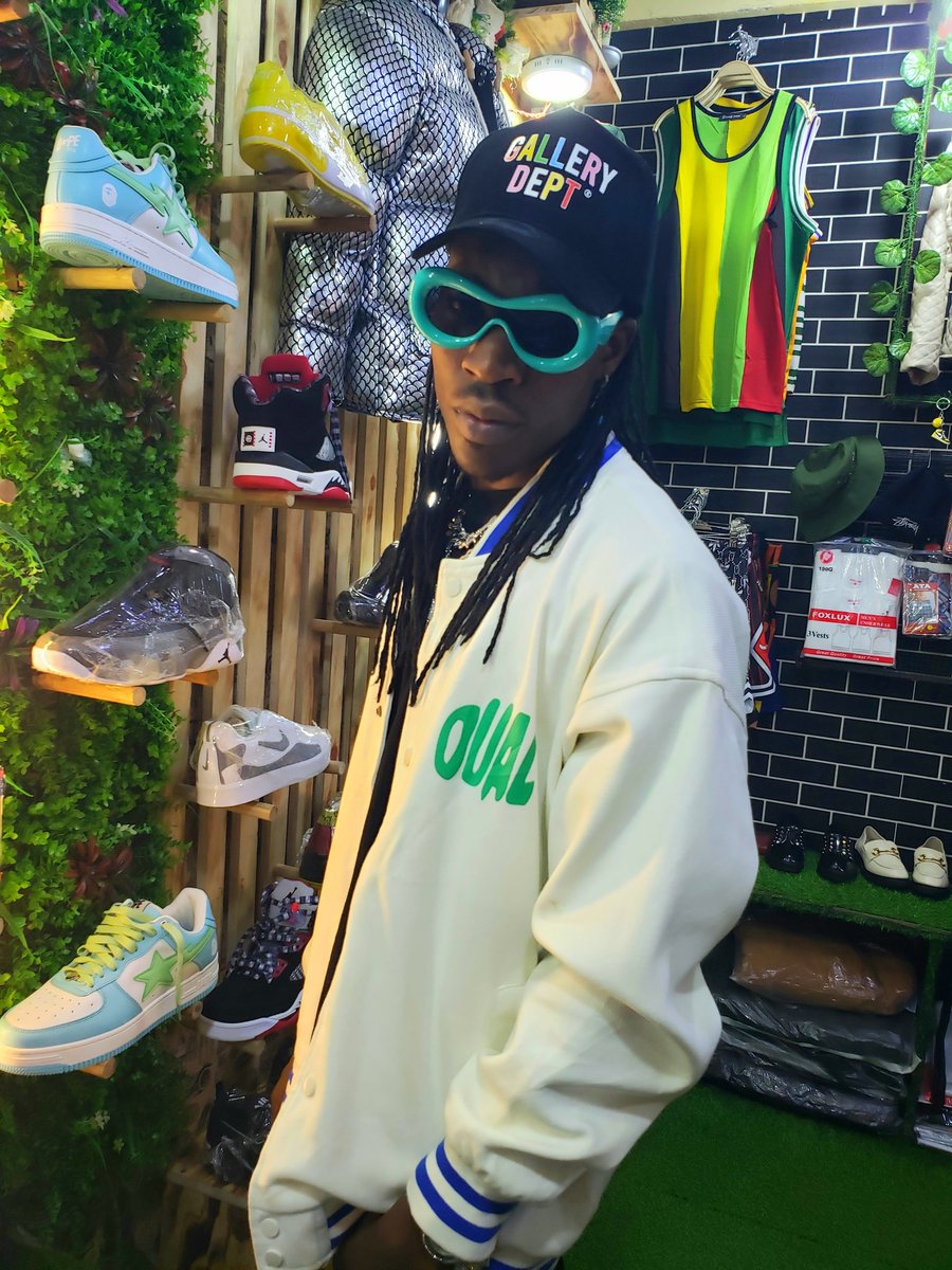 TokopaForce's tweet photo. I just went silent but am coming back....
#fastestrapperuganda 🔥 https://t.co/1dYe7Hu5ft
