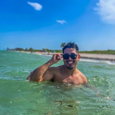 n_choy1996's tweet photo. #NewProfilePic https://t.co/3la7cFbvTY