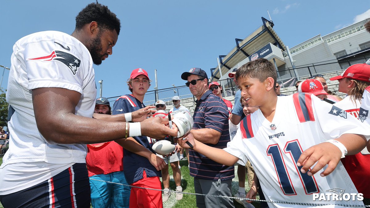 New England Patriots tweet media