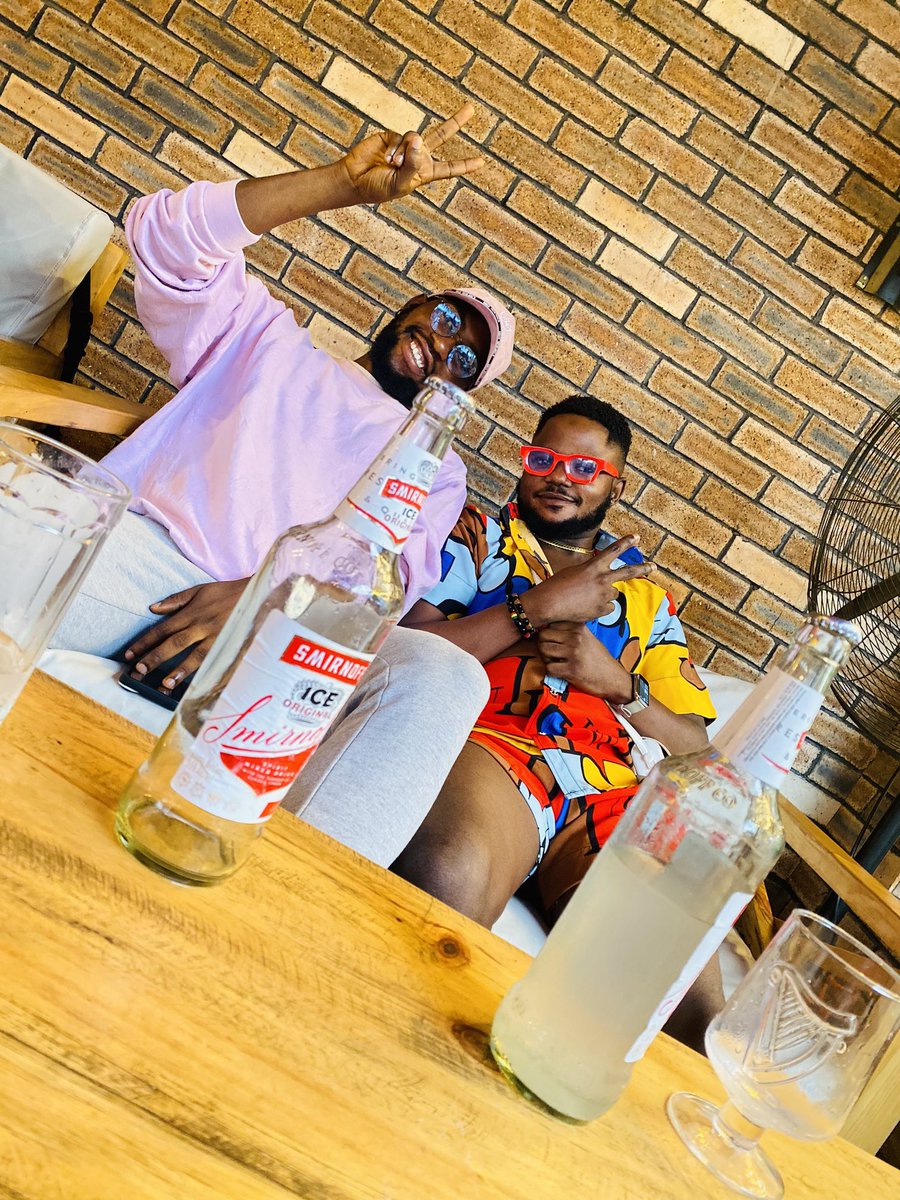Kapital_DM's tweet photo. Your positive energy will radiate. If you act like you’re having fun, you’ll find that you are actually having fun.
#SundayVibez
@InsideOsogbo @OsunTwitta 
#berrymistlounge https://t.co/BxadaTHjeb