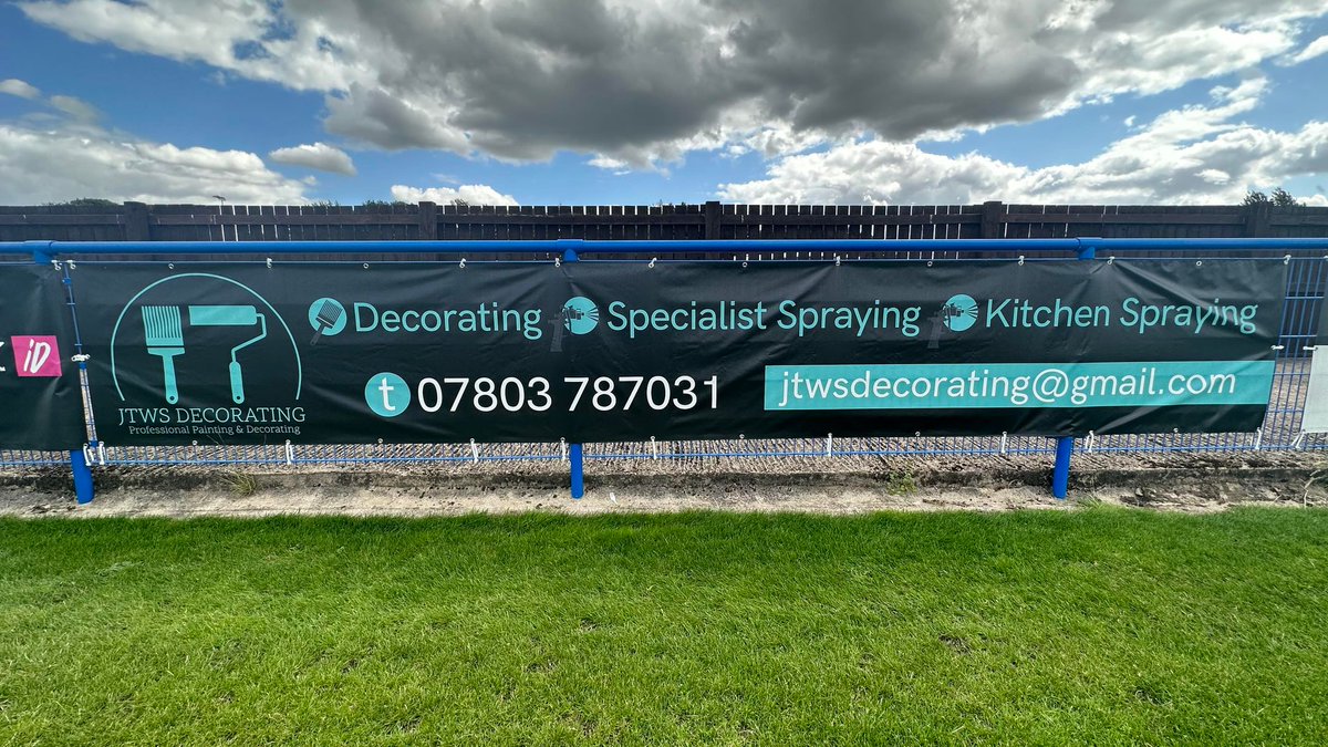 LongEatonUnited's tweet photo. 🤝As we approach our first-ever season of Step Three football, we would like to say thank you to our pitchside sponsors: Long Eaton Appliance &amp; Kitchen Company, @flrecruitment, JTWS Decorating and @VeseyUK 🙌

We appreciate your support ahead of the 2023/24 season! #YouBlues 🔵⚫️ https://t.co/8i5kKfa1cU