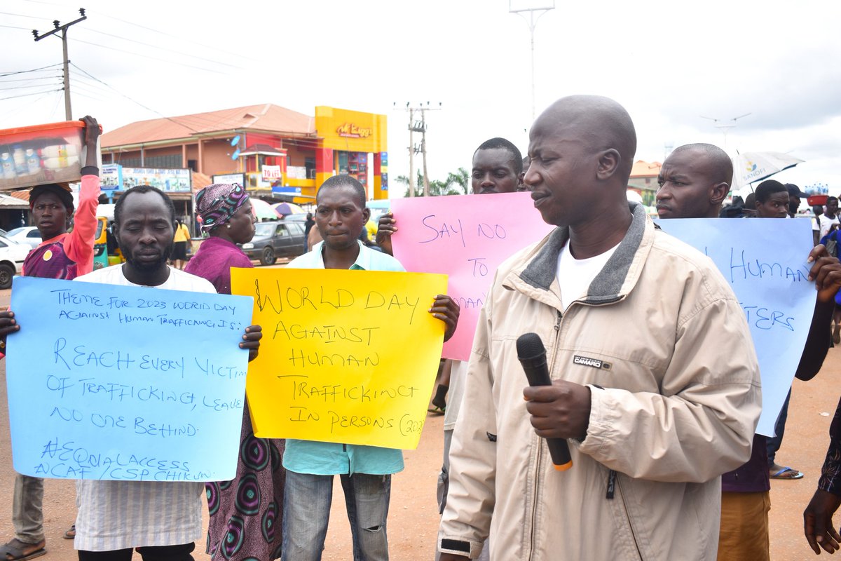 CAF/CPS members of CHIKUN LGA  of (SNC) held a public awareness on Human trafficking campaign to mark the 2023 world day against human trafficking with the Theme " Reaching victim of human trafficking, leave no one behind" .
#Peace4All 
#SNC 
#mentalhealth 
#equalAccessIntnl