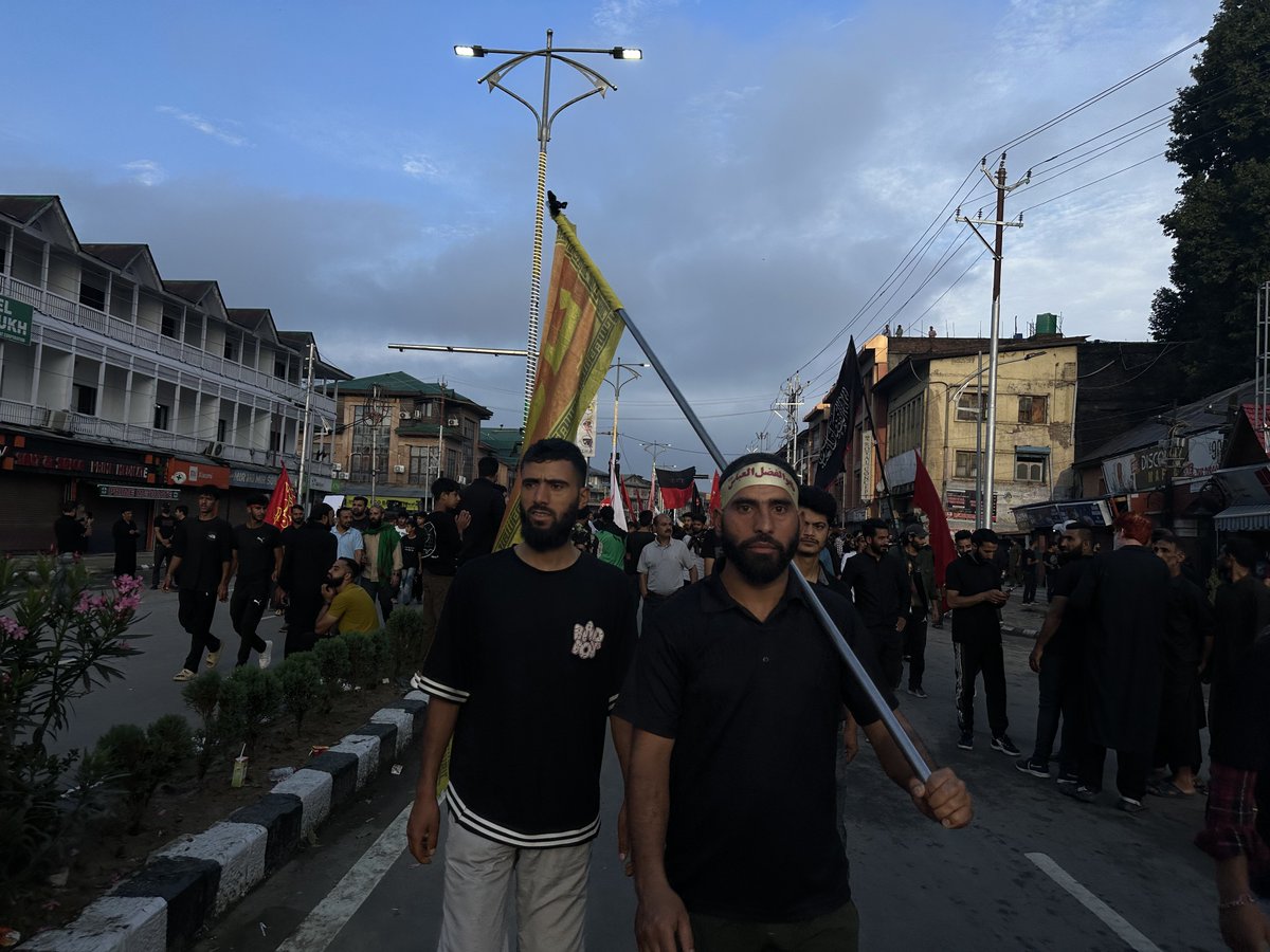 Moharram in Kashmir

Photos: <a href="/FMtweets_/">Fahim Mattoo</a>