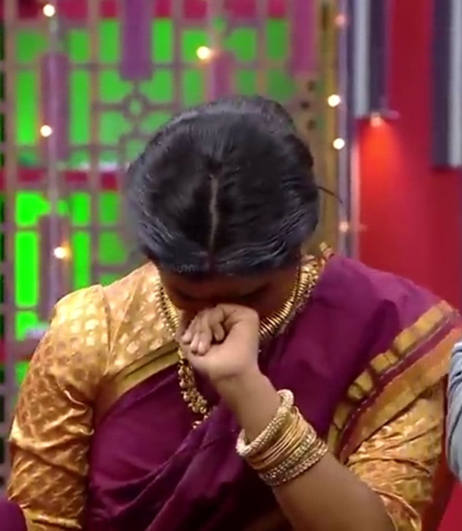 MsTalkitive's tweet photo. Remember the first pic?

From there to now here❤ Tears have always made you grow &amp; become "YOU"💕

U have always made us smile during toughest times by your voice, actions &amp; happy singing. I believe that is your success❤ 

Cheers to your next step in life ❤ Live it!! #Sivaangi https://t.co/gRyjSHXPuy