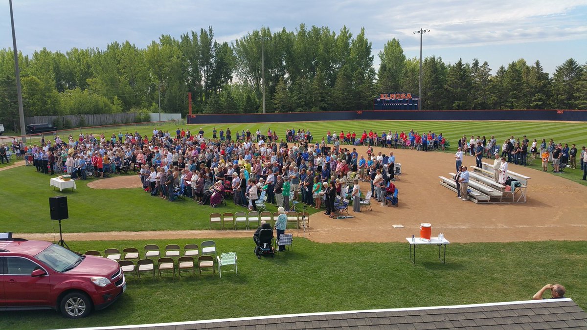 bonanzavalley's tweet photo. The day that God, faith, family and friends came together in a baseball stadium! Amazing. @elrosa_saints https://t.co/VkTCgBgAJz
