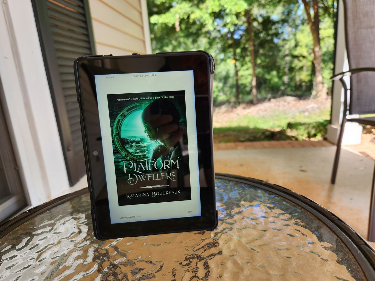 baronessbt1's tweet photo. I #finishedreading PLATFORM DWELLERS by @mignonfleur https://t.co/B4l9g4mtAx