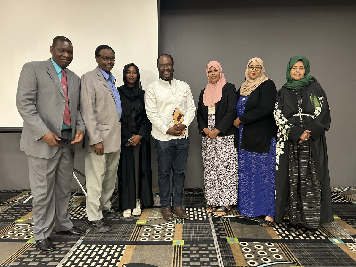 UnitedBlackPepo's tweet photo. 🖤❤️💝:4/4:🙏to his efforts & strategic alliance that he was able to establish , honourable @KayceeMaduYEG helped some black professionals from diverse Albertan Black communities get jobs in different departments of the Government of #AB .#UBPC @ABDanielleSmith https://t.co/lQ2EQmYSB9