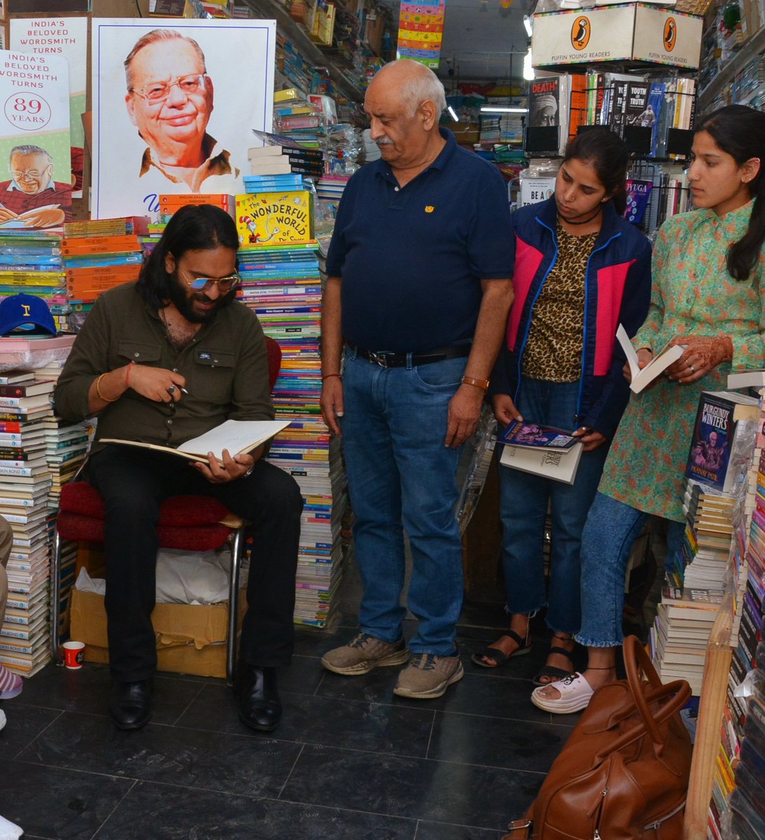 pranay342's tweet photo. Signing at The Cambridge Book Depot in Mussoorie.  Thank you for having me over 🙏. Jai Hind! - #PranayVivekPatil #mussooriediaries https://t.co/NRLllSz3Bv