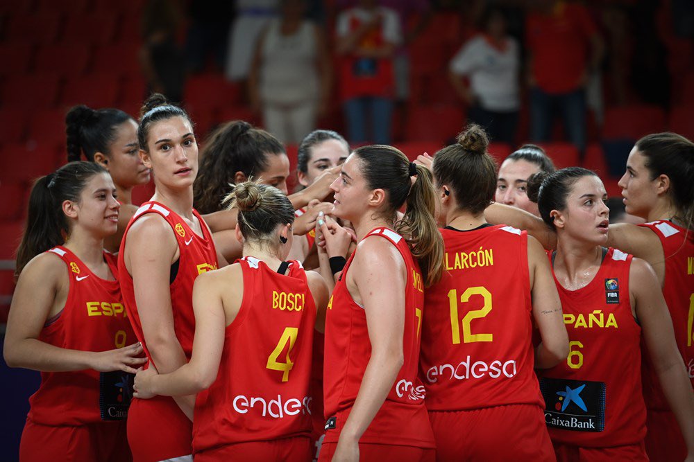 🔥 𝐕𝐈𝐂𝐓𝐎𝐑𝐈𝐀 𝐃𝐄 𝐄𝐒𝐏𝐀𝐍̃𝐀 🔥

La #U20F gana a Suecia en su segundo partido del #FIBAU20Europe (75-49)

El último partido de la fase de grupos será el martes contra Polonia (19:30h)

𝐄𝐧𝐨𝐫𝐦𝐞𝐬 ❤️🇪🇸
