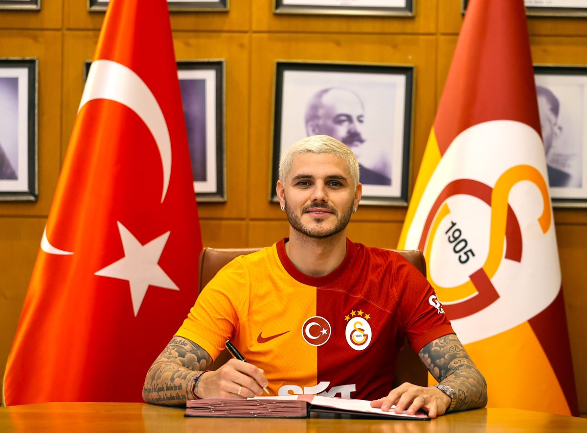 ArenaKrali's tweet photo. Mauro Emanuel Icardi Rivero, Galatasaray'da! 💛❤️ https://t.co/KlBe79PbdU