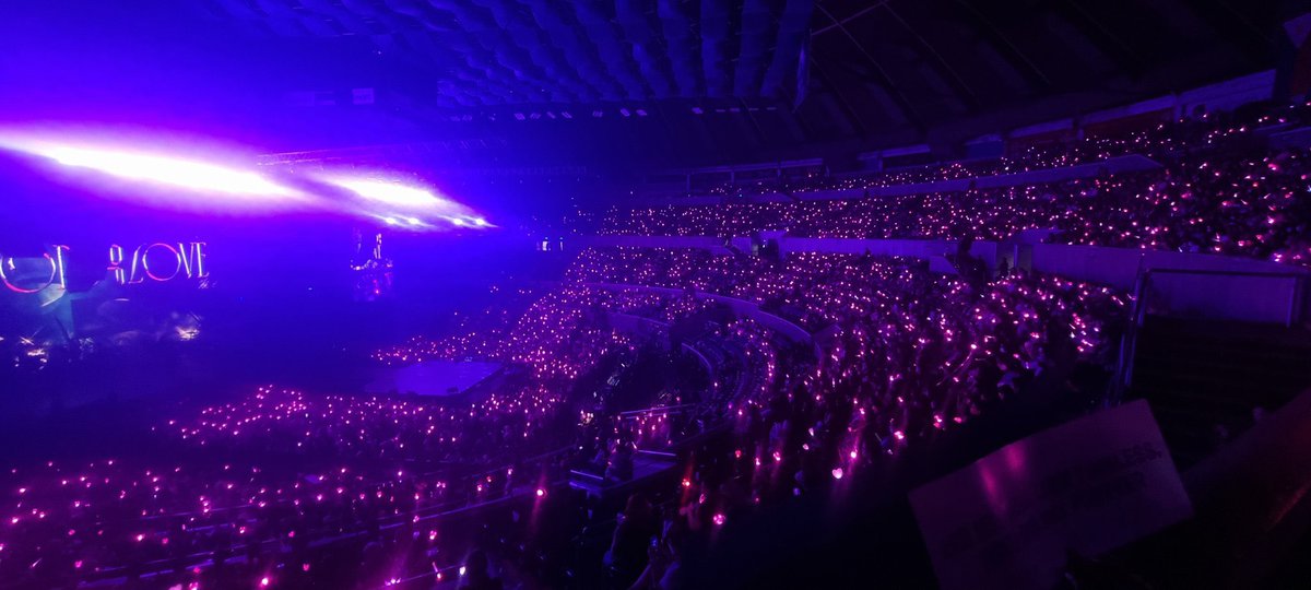 309KTYSS's tweet photo. 🎶 TAEYEON CONCERT - The ODD Of LOVE in MANILA Setlist 🖤

<Opening VCR>
1. INVU
2. Can’t Control Myself
3. Some Nights
4. Set Myself On Fire
5. Siren
6. Cold As Hell
<Talk>
7. Heart
8. Toddler
<VCR (Something New)>
9. Weekend
10. No Love Again
11. You Better Not
12. Stress
<Talk>
13. Playlist
14. What Do I Call You
15. To the moon
16. Wildfire
<Band Segment>
17. My Tragedy
18. Better Babe
19. Four Seasons
<Talk>
20. Timeless
21. Fine
22. I
<Talk>
23. Time Lapse
Encore: 
24. Spark
<Talk>
25. Ending Credits

#태연 @TAEYEONsmtown