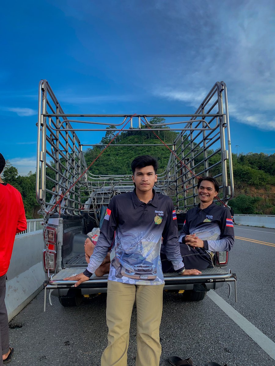 ศรัณ tweet media