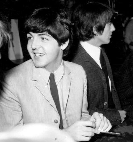 luvmacca's tweet image. 