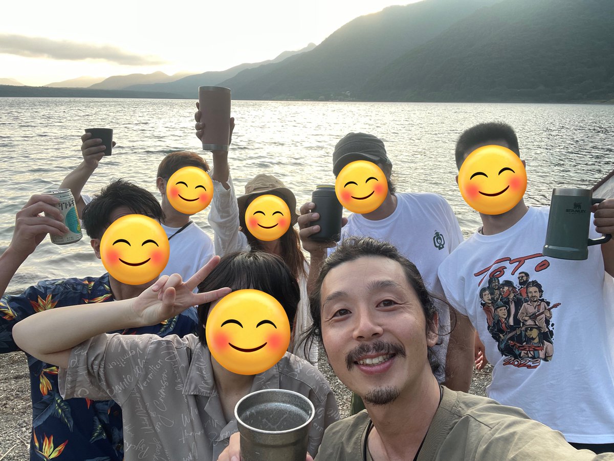 Tsubasa_CAMP_'s tweet photo. 山梨往復600km🚙💨
お疲れ自分！

いや〜今回のグルキャンも楽しかった😆繋がる、広がるが感じられたキャンプでした🏕

 #キャンプ #西湖 https://t.co/QiwNebiQd6