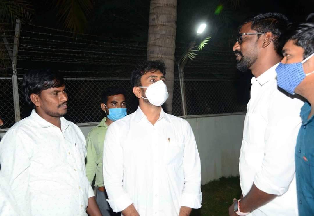 MSR14639870's tweet photo. @Bhumana_Abhinay 
Happy birthday to our young and dynamic leader BHUMANA ABHINAY REDDY anna.

@Bhumana_abhinay

#HBDBhumanaAbhinay
#CMysjagan
#manatirupatimanaabhinay https://t.co/Z8kTaFsvhz