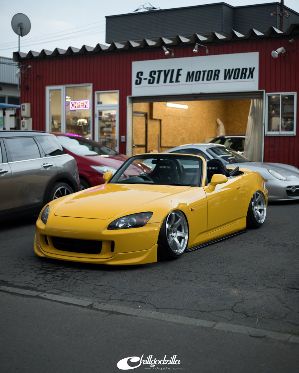chillgodzilla's tweet photo. S2000完成した🫡
・Ploom×Airlift 3p
・TE37saga ステンレスブラッシュド加工
・Audi ベガスイエロー全塗装
これからたくさん走るよ〜〜 https://t.co/XlacRvT4Zz