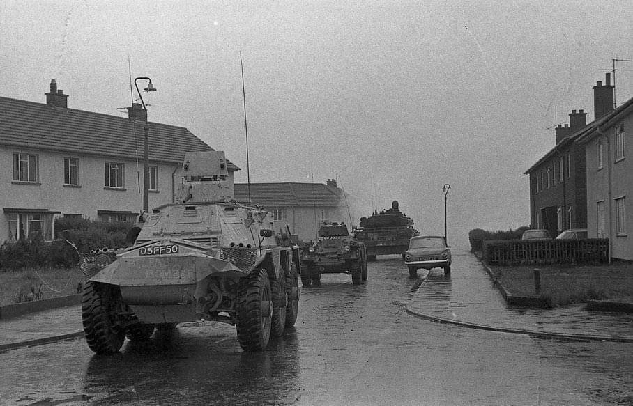 MuseumFreeDerry's tweet photo. Operation Motorman 

On the 31 July 1972, the British Army invaded  No-Go areas sending 21,000 soldiers, with tanks and bulldozers, into working-class nationalist areas across the north. 1/ https://t.co/Iw16b4rgaP