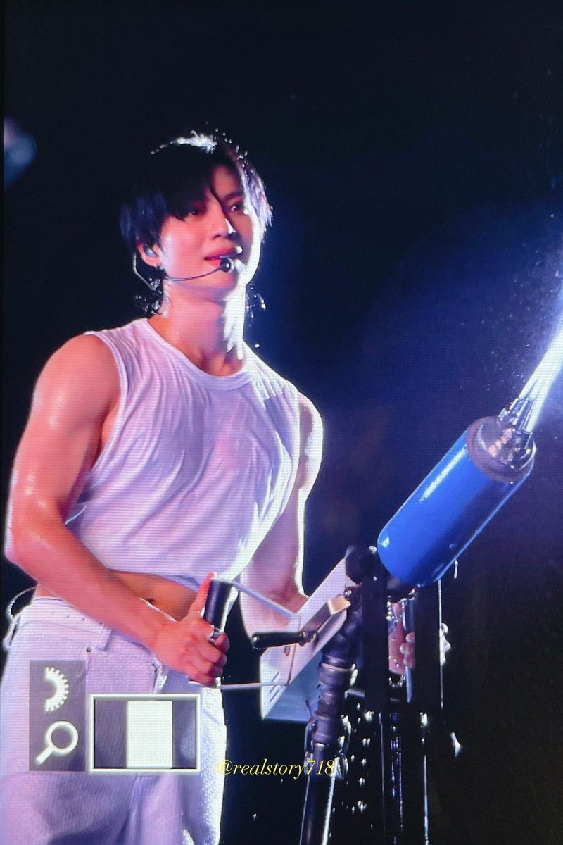 realstory718's tweet photo. 230730 태민이가 말아주는 워터밤 최고다❤️‍🔥❤️‍🔥❤️‍🔥❤️‍🔥❤️‍🔥❤️‍🔥❤️‍🔥❤️‍🔥❤️‍🔥❤️‍🔥 https://t.co/XTMfmlUUnn