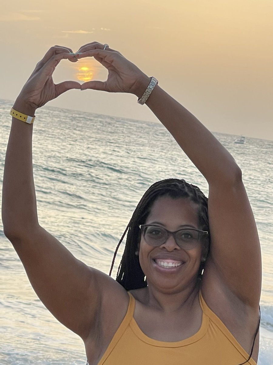 dudley_risa's tweet photo. Seize the day ❤️☀️ https://t.co/fY7a5zvvNF