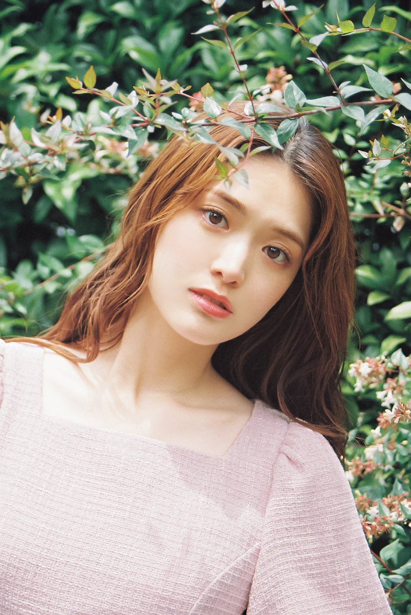 modelpress's tweet photo. 松村沙友理、アンニュイな表情で魅了 プロデュース活動への思いも語る「誰かの理由になれると思うと嬉しい」

▼写真・記事詳細はこちら
https://t.co/KndWO2oXDq

@sayuringo_staff #松村沙友理 #bis https://t.co/v09j35EZtM