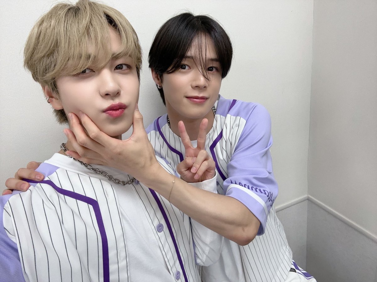 ANDTEAM_BR's tweet photo. 🇧🇷 | WEVERSE

"A tensão estava alta porque encontramos os LUNÉs hoje! Mas eu fiquei realmente feliz 🎈"

#andTEAM #TAKI #andTEAM_TAKI https://t.co/098AMjDP7b