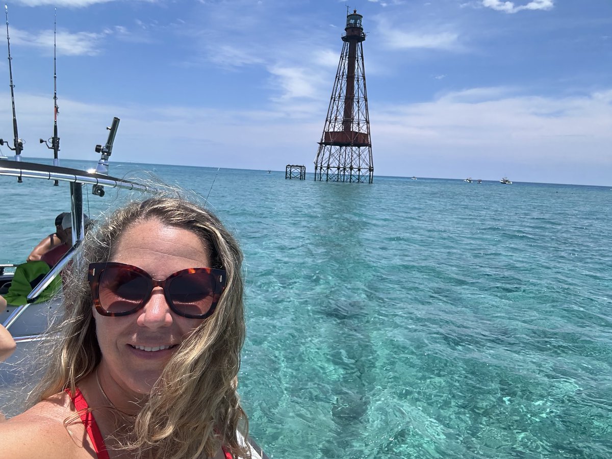 DemarinisMrs's tweet photo. Explored Sombrero Reef, Coffins Patch, and middle Keys this summer. Found so many queen conch (photo and replace). I never get tired of this beautiful water. https://t.co/Cw5Y8okmxD