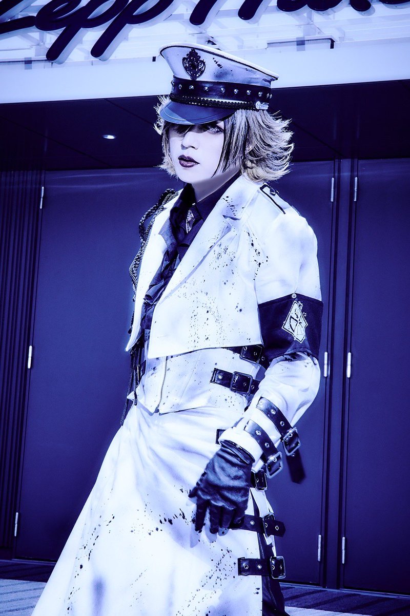 DIAURA yo-ka デカチェキ 佳衣生誕祭 - メルカリ