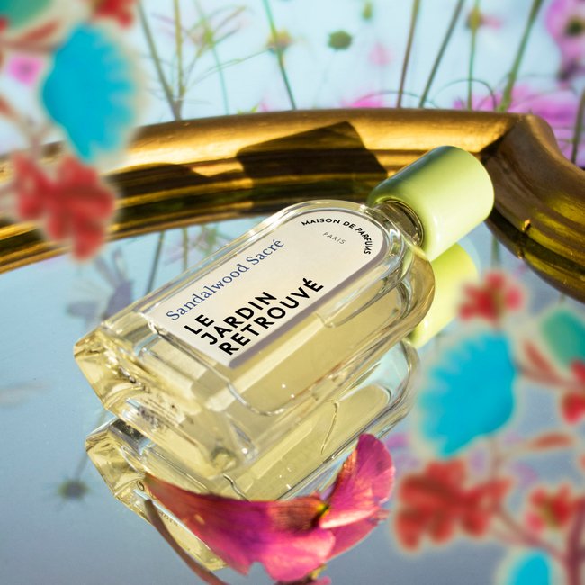 🙏You knew perfume made you feel good, but did you know you can match it to your needs? Four of our fragrances have scientifically proven mood enhancing properties. Enjoy energy, joy, wellbeing and/ or a good night's sleep! 😊🌙☀💐lejardinretrouve.com