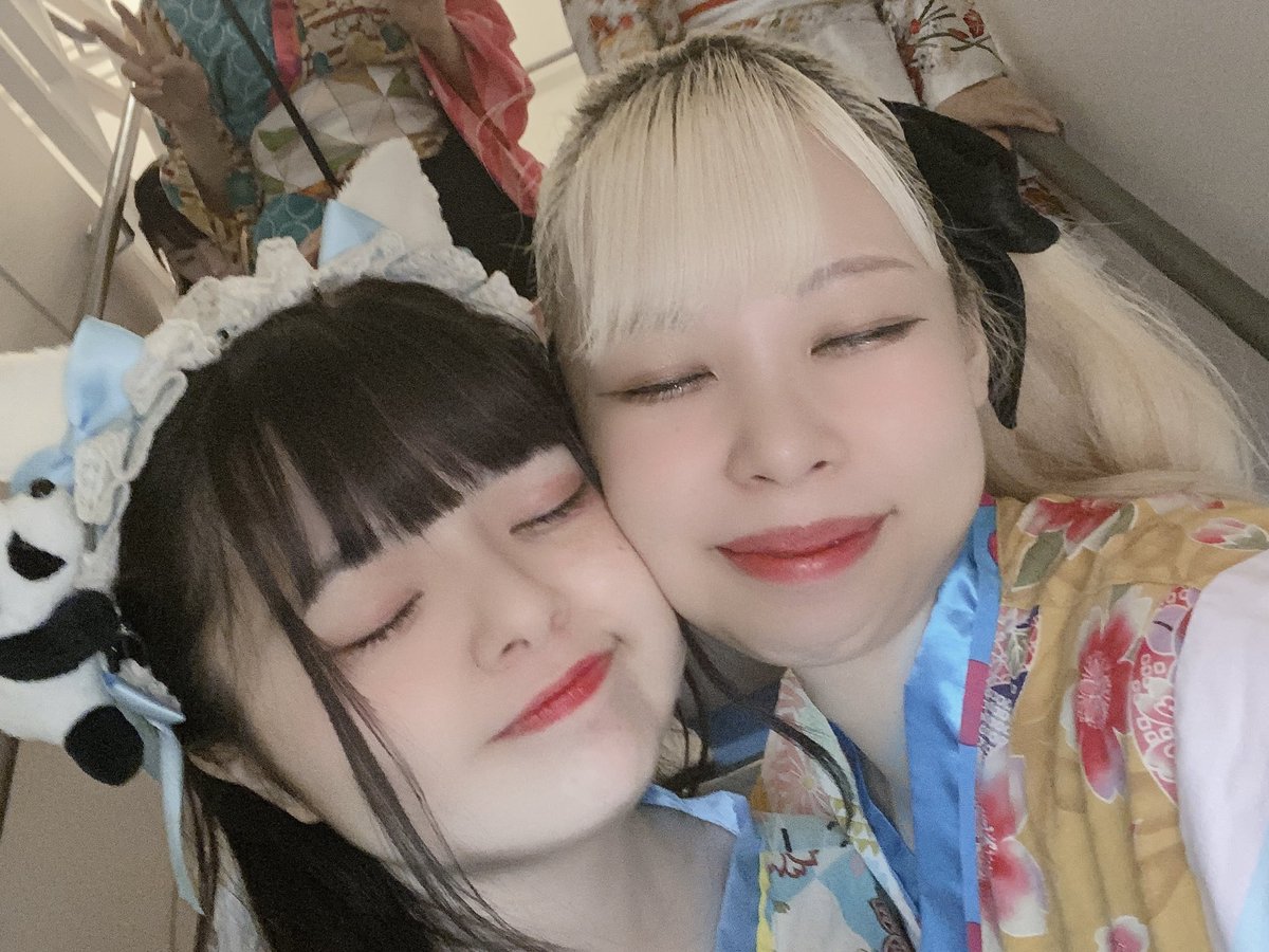 横浜コーストありがとうございました😊

穂花ちゃんラストライブでした🐼
ちゃんと単位取って大学卒業するんだよ！！！！頑張ってね🇯🇵