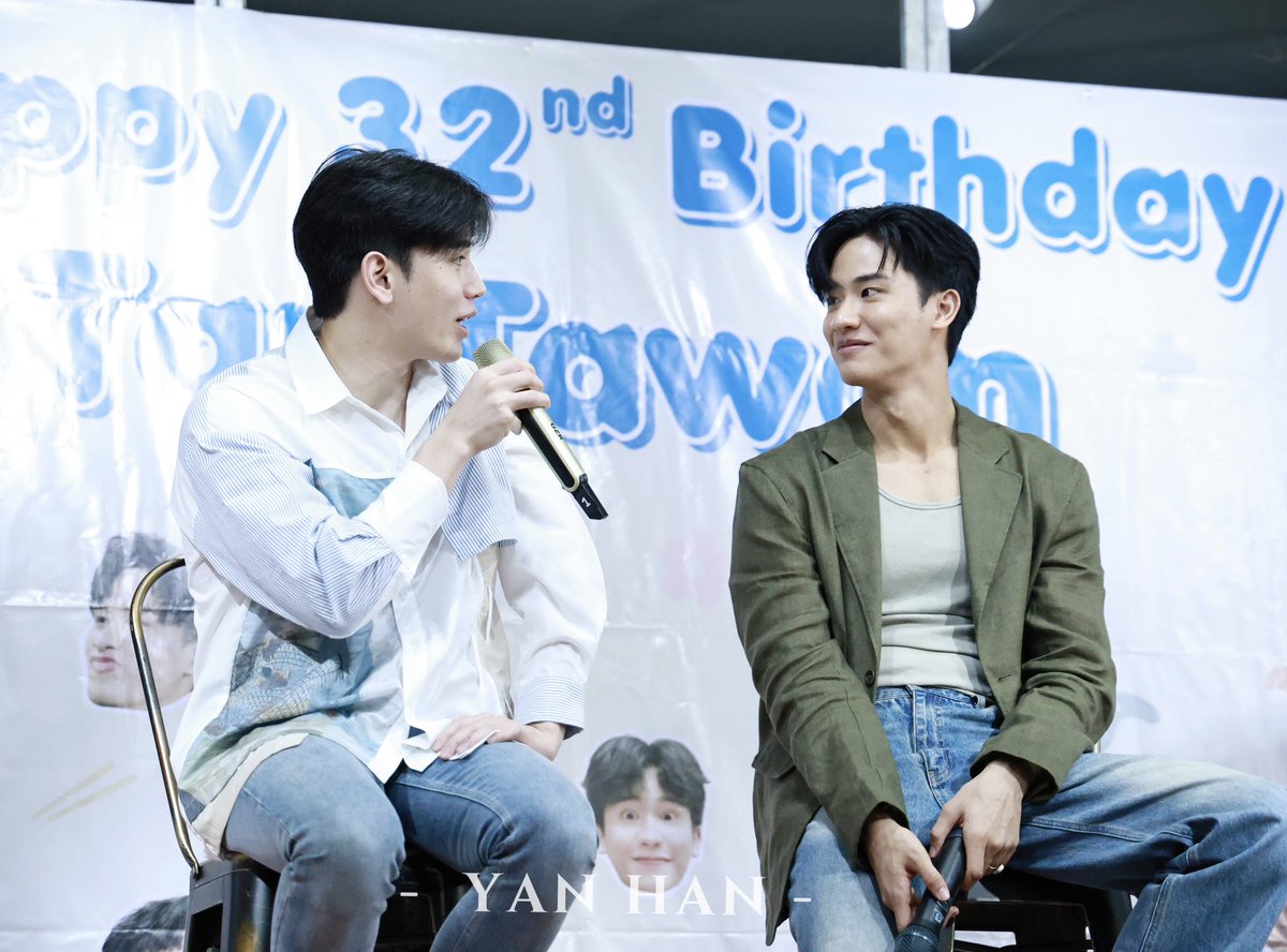 YanHantaynew's tweet photo. Love each other 💙🤟🏻
#Taytawan32ndBirthdayCharity
#เตนิว #Tawan_V #Newwiee 
@Tawan_V @new_thitipoom https://t.co/OrQEqLcp8L